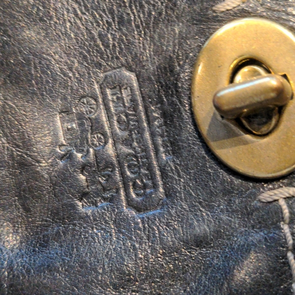 Coach clutch - Picture 2 of 6